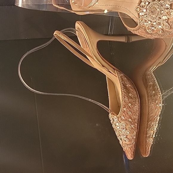 RENE' CAOVILLA  beige leather satin pony hair rinestones  sz 36.5  kitten heels - Picture 5 of 13